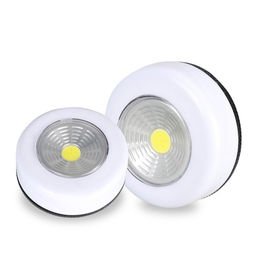 Переносний яскравий  LED світильник Push Light на батарейках AAA